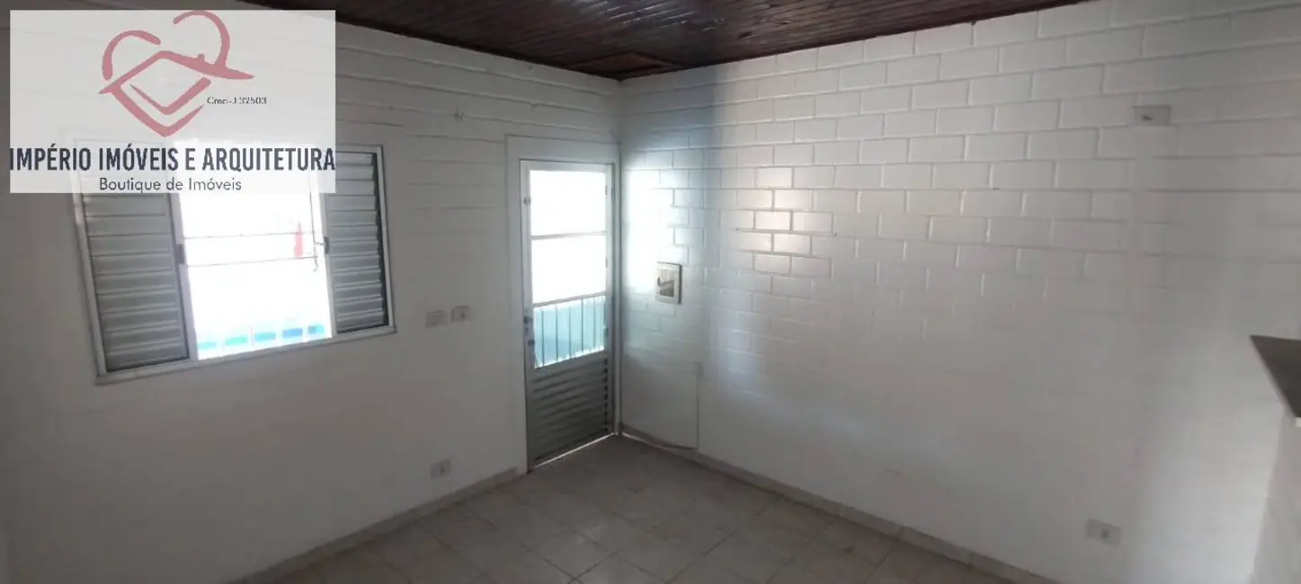 Foto 2 de Casa com 1 quarto para alugar em Caraguatatuba - SP