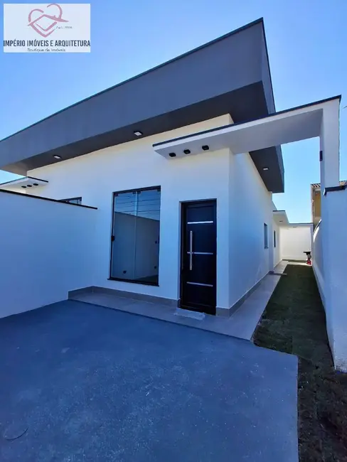 Foto 1 de Casa com 2 quartos à venda em Balneário dos Golfinhos, Caraguatatuba - SP
