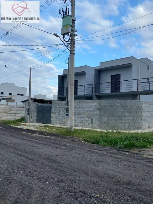 Foto 1 de Casa com 2 quartos à venda em Balneário dos Golfinhos, Caraguatatuba - SP