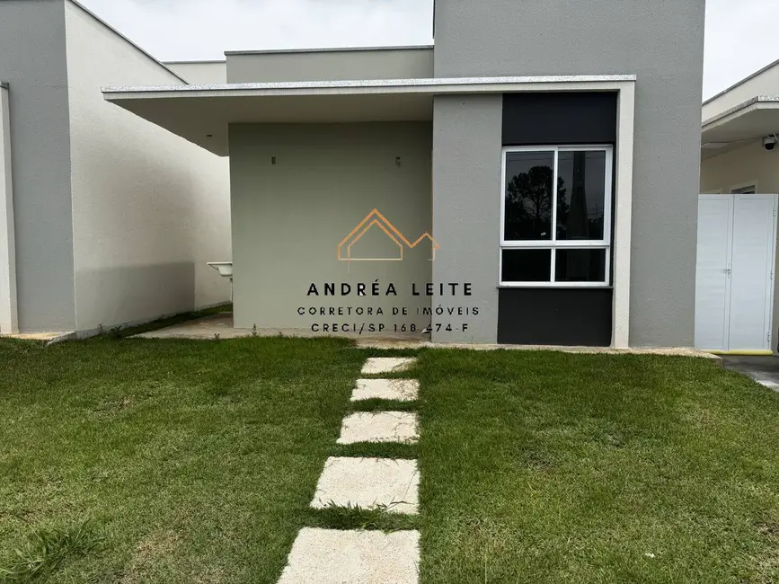 Foto 1 de Casa com 2 quartos à venda, 47m2 em Aparecidinha, Sorocaba - SP