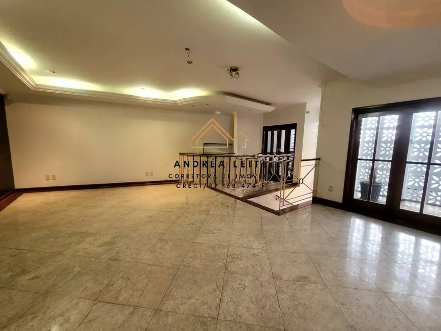 Foto 1 de Casa com 4 quartos para alugar, 280m2 em Vila Carvalho, Sorocaba - SP