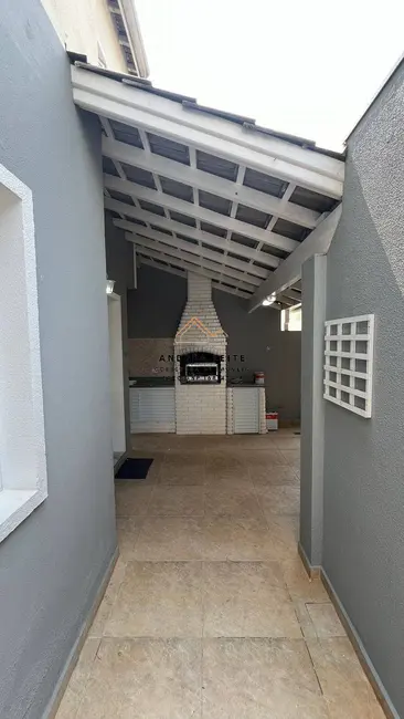 Foto 2 de Casa com 4 quartos à venda, 150m2 em Parque Campolim, Sorocaba - SP