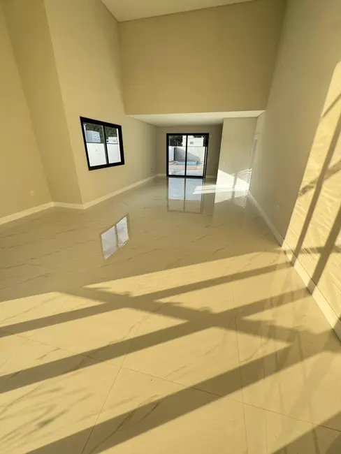 Foto 7 de Casa com 4 quartos à venda, 231m2 em Santa Regina, Camboriu - SC