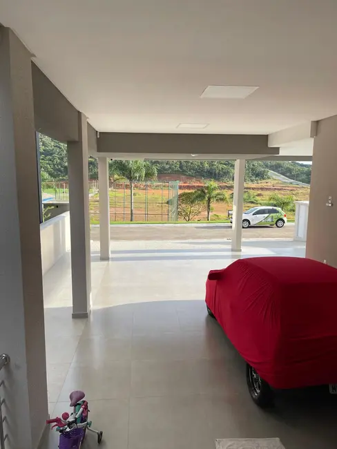 Casa com 3 quartos à venda, 402m2 em Camboriu - SC - imagem 6 Foto 6 de Casa com 3 quartos à venda, 402m2 em Camboriu - SC
