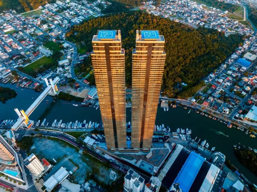 Foto 4 de Apartamento com 4 quartos à venda, 261m2 em Balneario Camboriu - SC