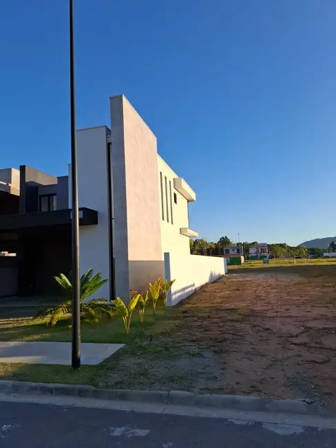Foto 3 de Casa com 3 quartos à venda, 280m2 em Porto Belo - SC