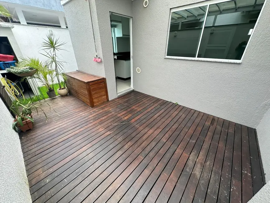 Foto 2 de Casa com 4 quartos à venda, 210m2 em Itapema - SC