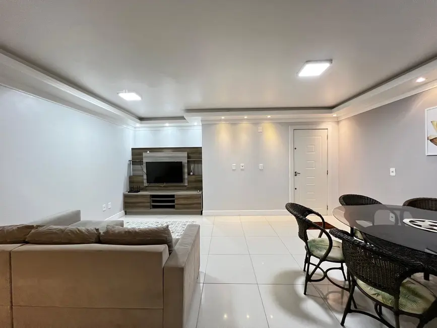 Foto 7 de Apartamento com 2 quartos à venda, 81m2 em Porto Belo - SC