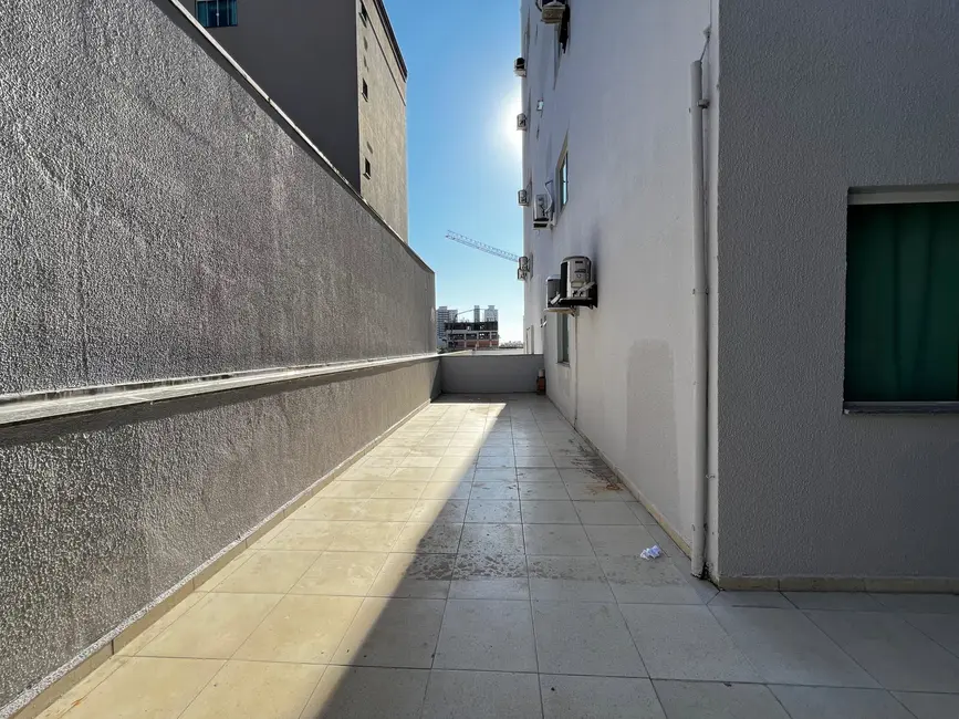 Foto 6 de Apartamento com 2 quartos à venda, 81m2 em Porto Belo - SC