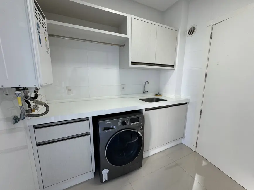Foto 9 de Apartamento com 4 quartos à venda, 210m2 em Meia Praia, Itapema - SC