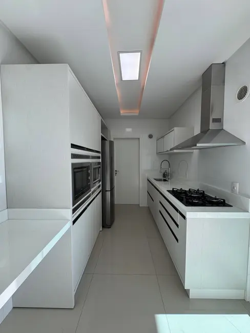 Foto 7 de Apartamento com 4 quartos à venda, 210m2 em Meia Praia, Itapema - SC