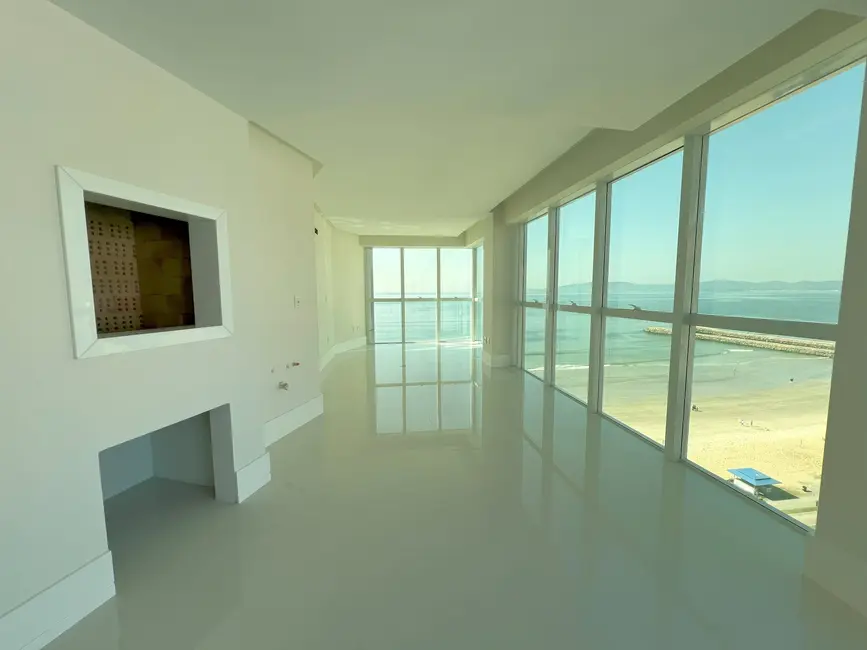 Foto 1 de Apartamento com 4 quartos à venda, 197m2 em Centro, Itapema - SC