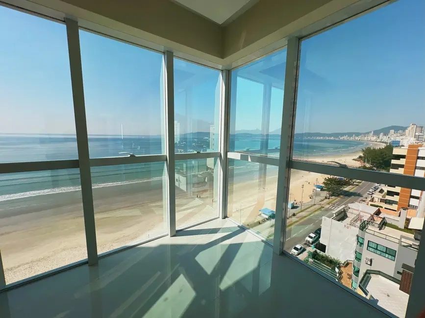 Foto 4 de Apartamento com 4 quartos à venda, 197m2 em Centro, Itapema - SC