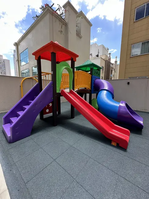 Foto 3 de Apartamento com 4 quartos à venda, 196m2 em Meia Praia, Itapema - SC