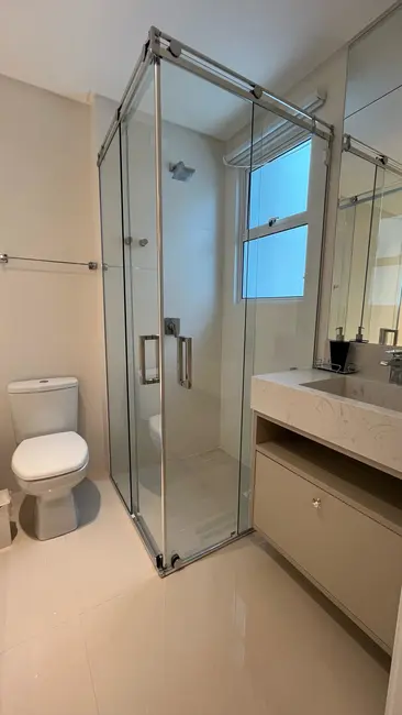 Foto 4 de Apartamento com 3 quartos à venda, 160m2 em Meia Praia, Itapema - SC