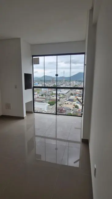Foto 3 de Apartamento com 2 quartos à venda, 50m2 em Itapema - SC