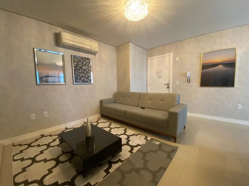 Apartamento com 3 quartos à venda, 110m2 em Meia Praia, Itapema - SC - imagem 2 Foto 2 de Apartamento com 3 quartos à venda, 110m2 em Meia Praia, Itapema - SC