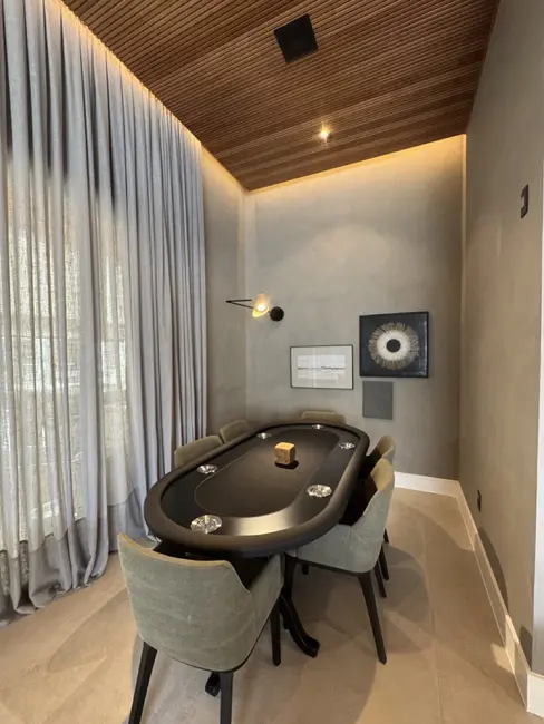 Foto 2 de Apartamento com 3 quartos à venda, 160m2 em Meia Praia, Itapema - SC