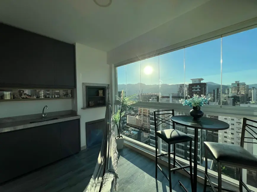 Foto 7 de Apartamento com 3 quartos à venda, 112m2 em Meia Praia, Itapema - SC
