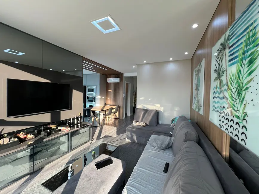 Foto 2 de Apartamento com 3 quartos à venda, 112m2 em Meia Praia, Itapema - SC