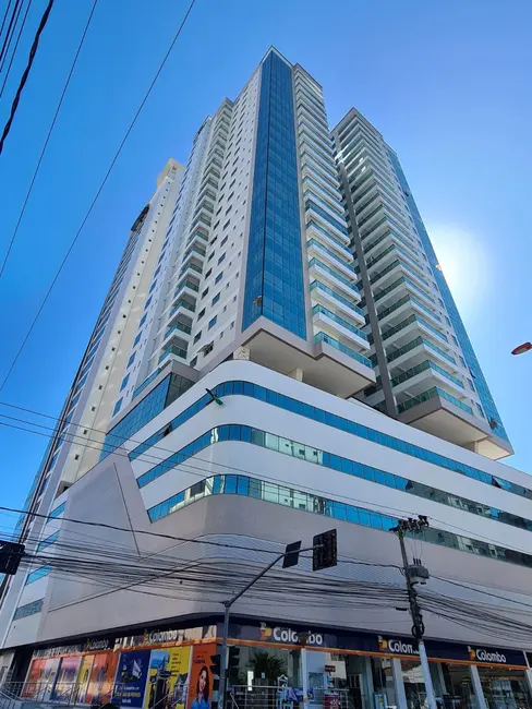 Foto 1 de Apartamento com 4 quartos à venda, 179m2 em Meia Praia, Itapema - SC