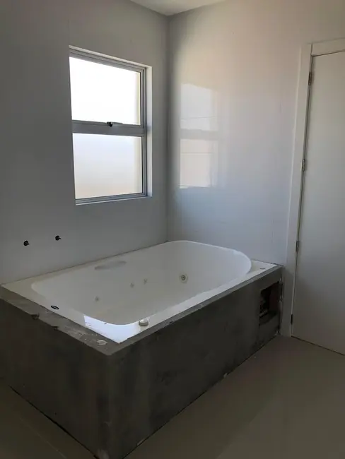 Foto 8 de Apartamento com 5 quartos à venda, 417m2 em Meia Praia, Itapema - SC