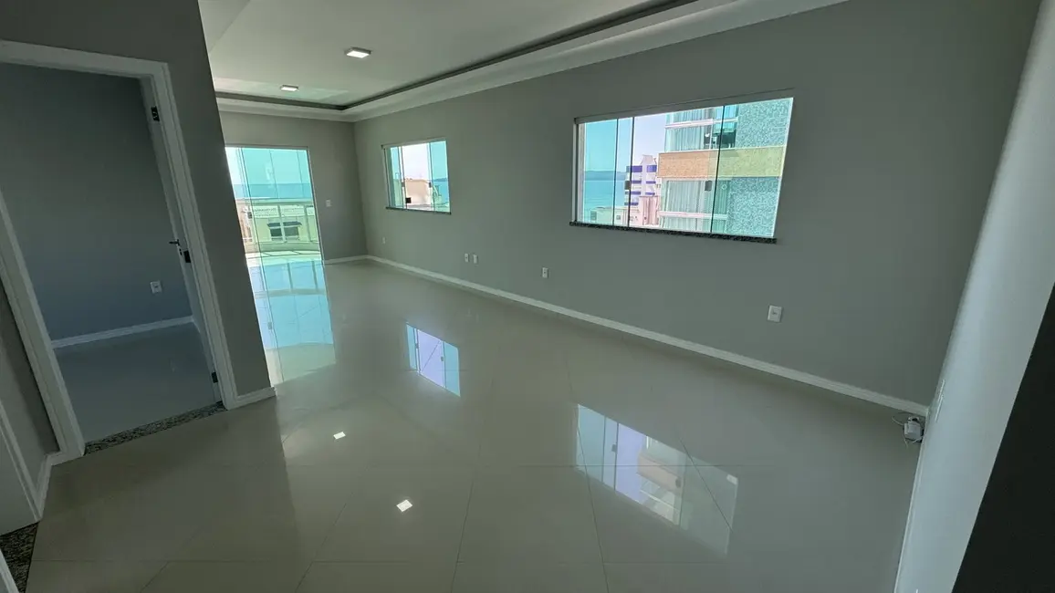 Foto 2 de Apartamento com 3 quartos à venda, 121m2 em Meia Praia, Itapema - SC