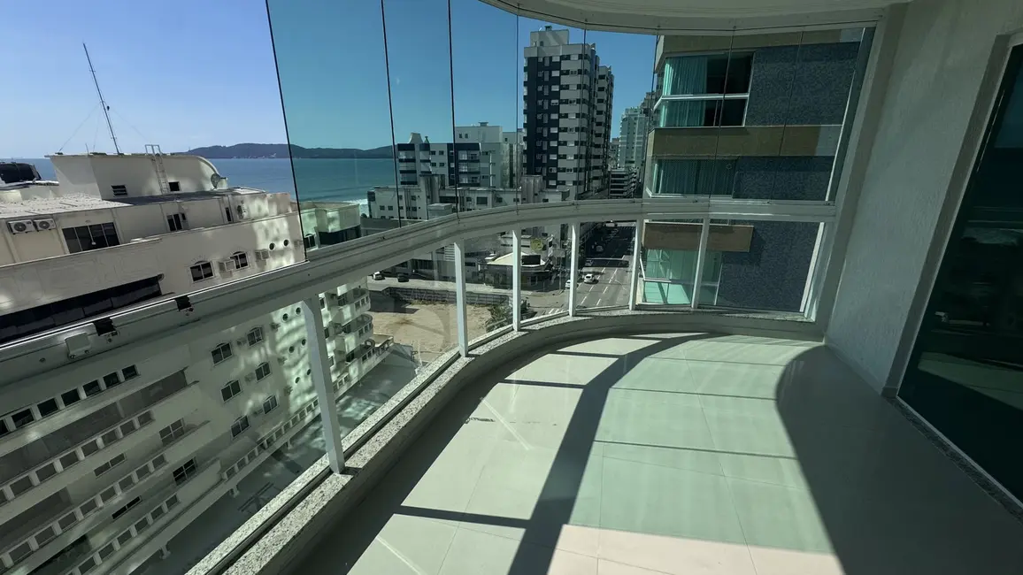Foto 6 de Apartamento com 3 quartos à venda, 121m2 em Meia Praia, Itapema - SC