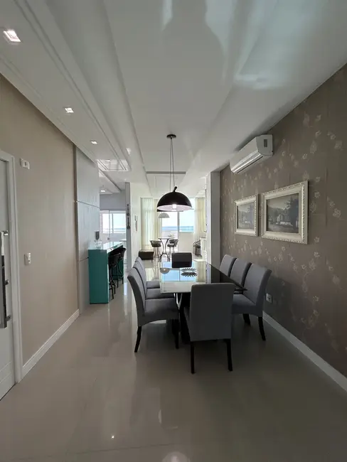 Apartamento com 3 quartos à venda, 131m2 em Meia Praia, Itapema - SC - imagem 9 Foto 9 de Apartamento com 3 quartos à venda, 131m2 em Meia Praia, Itapema - SC