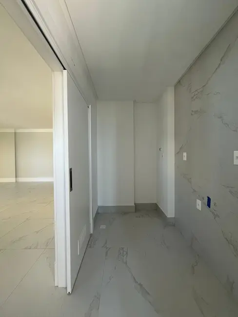 Foto 4 de Apartamento com 4 quartos à venda, 190m2 em Centro, Itapema - SC