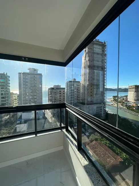 Apartamento com 3 quartos à venda, 100m2 em Meia Praia, Itapema - SC - imagem 2 Foto 2 de Apartamento com 3 quartos à venda, 100m2 em Meia Praia, Itapema - SC