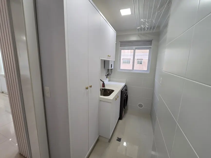 Foto 4 de Apartamento com 3 quartos à venda, 137m2 em Meia Praia, Itapema - SC