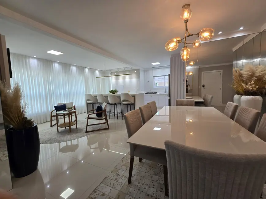 Foto 8 de Apartamento com 3 quartos à venda, 137m2 em Meia Praia, Itapema - SC