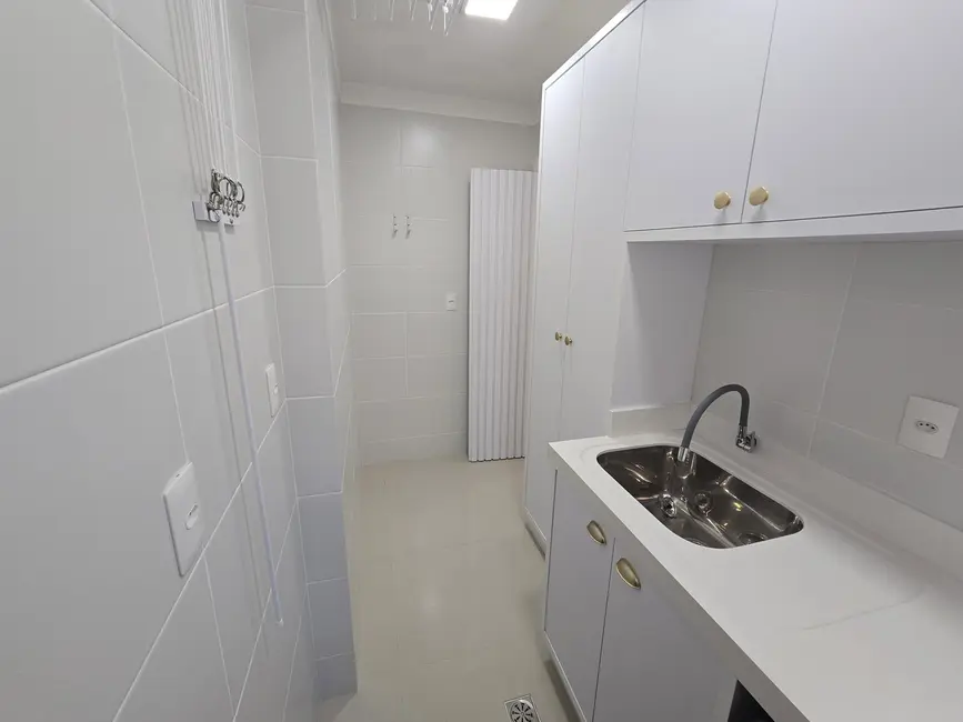 Foto 3 de Apartamento com 3 quartos à venda, 137m2 em Meia Praia, Itapema - SC