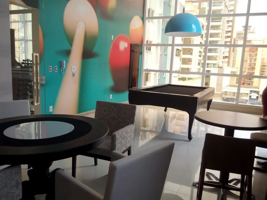 Apartamento com 3 quartos à venda, 120m2 em Meia Praia, Itapema - SC - imagem 2 Foto 2 de Apartamento com 3 quartos à venda, 120m2 em Meia Praia, Itapema - SC