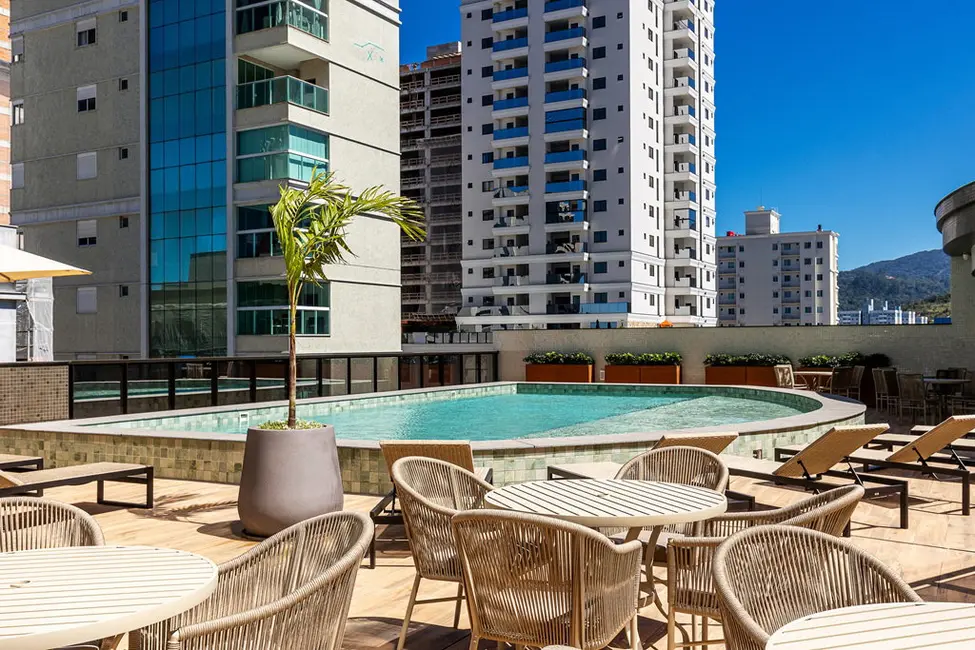 Foto 7 de Apartamento com 2 quartos à venda, 87m2 em Centro, Itapema - SC