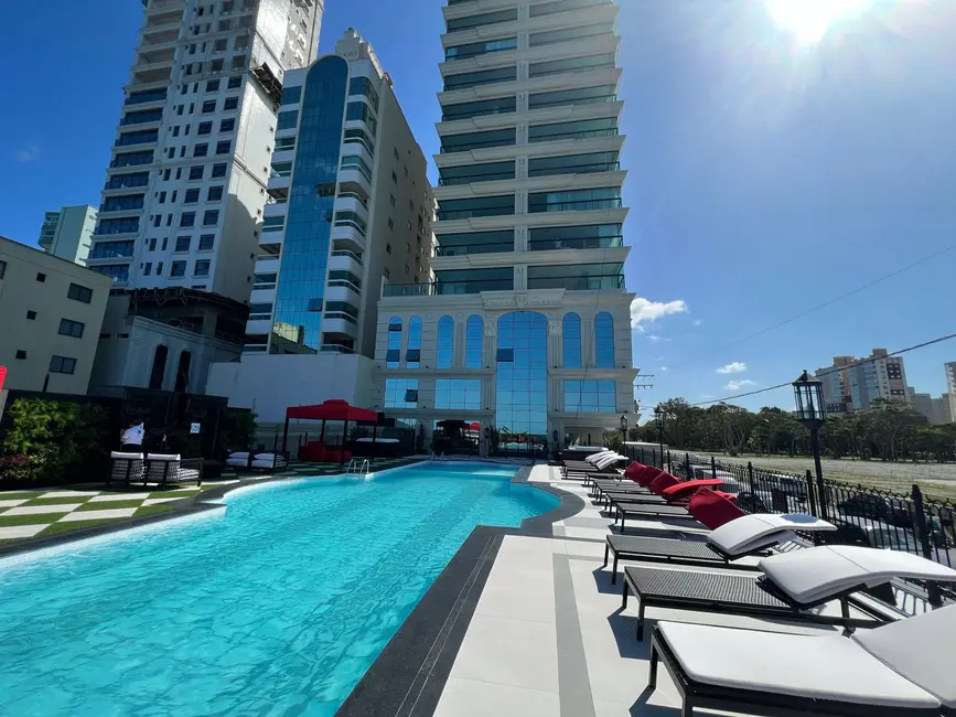 Foto 6 de Apartamento com 4 quartos à venda, 180m2 em Meia Praia, Itapema - SC