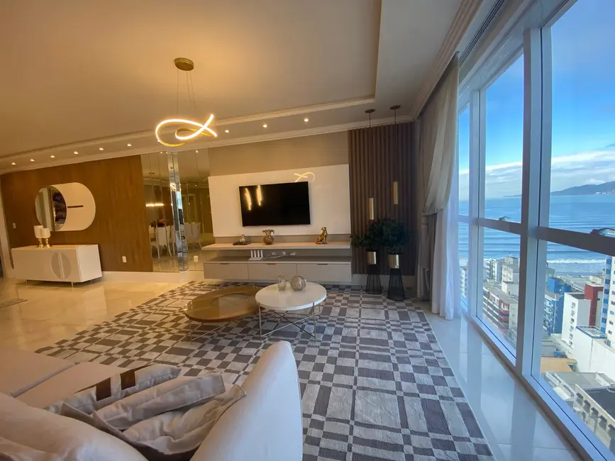 Foto 4 de Apartamento com 4 quartos à venda, 195m2 em Meia Praia, Itapema - SC