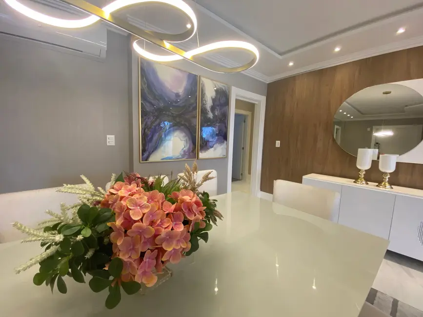 Foto 8 de Apartamento com 4 quartos à venda, 195m2 em Meia Praia, Itapema - SC
