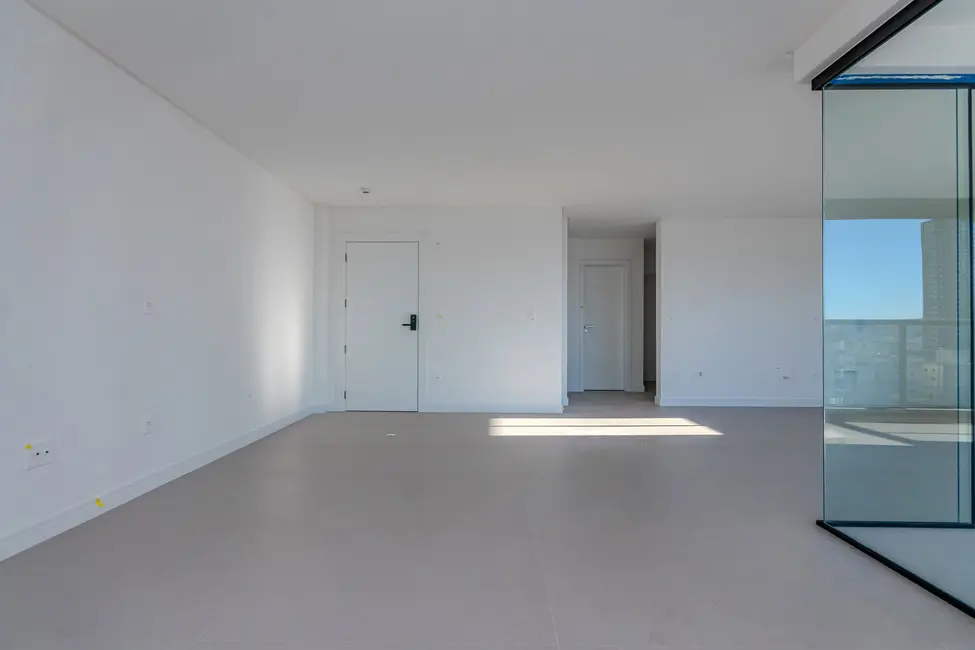 Apartamento com 3 quartos à venda, 130m2 em Meia Praia, Itapema - SC - imagem 4 Foto 4 de Apartamento com 3 quartos à venda, 130m2 em Meia Praia, Itapema - SC