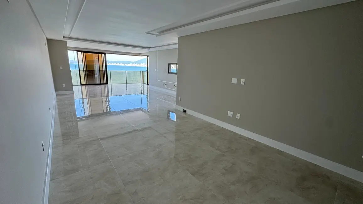 Apartamento com 4 quartos à venda, 185m2 em Itapema - SC - imagem 3 Foto 3 de Apartamento com 4 quartos à venda, 185m2 em Itapema - SC