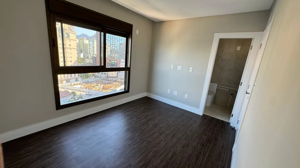 Apartamento com 4 quartos à venda, 185m2 em Itapema - SC - imagem 7 Foto 7 de Apartamento com 4 quartos à venda, 185m2 em Itapema - SC