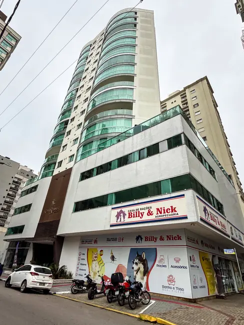 Foto 1 de Apartamento com 3 quartos à venda, 120m2 em Meia Praia, Itapema - SC