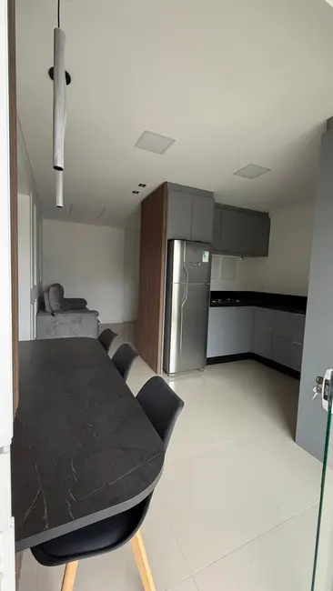 Foto 1 de Apartamento com 2 quartos à venda, 59m2 em Itapema - SC