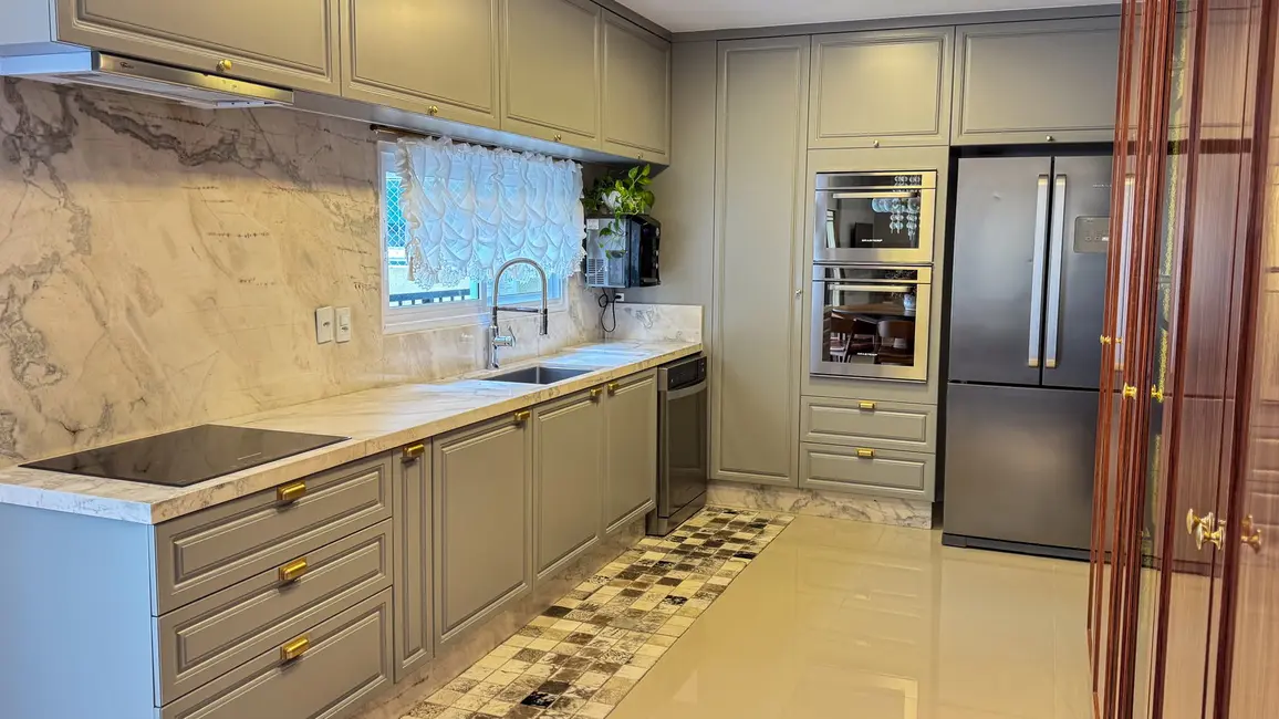 Foto 5 de Apartamento com 4 quartos à venda, 251m2 em Meia Praia, Itapema - SC
