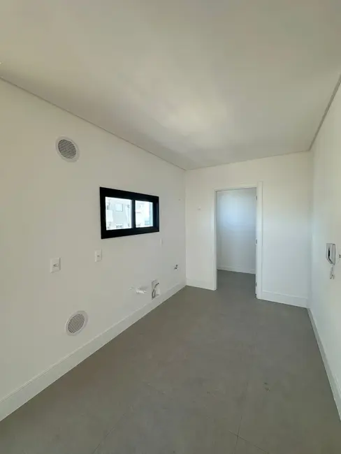 Foto 3 de Apartamento com 3 quartos à venda, 137m2 em Meia Praia, Itapema - SC