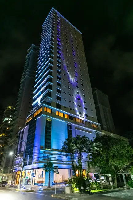 Foto 1 de Apartamento com 3 quartos à venda, 137m2 em Meia Praia, Itapema - SC