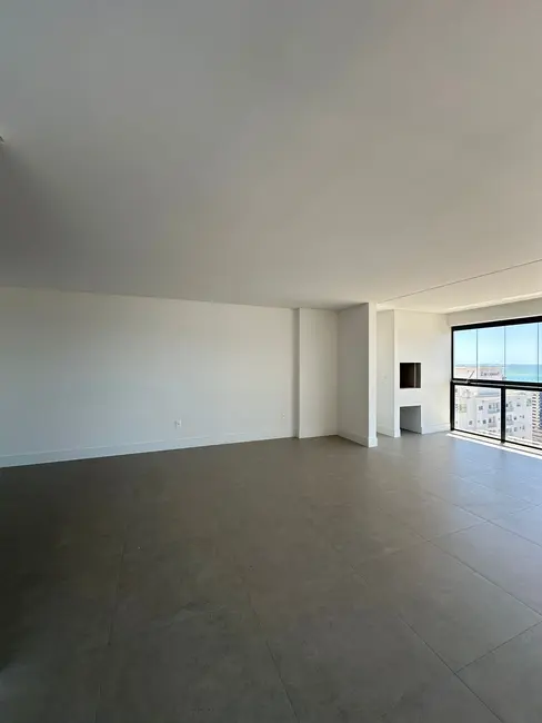 Foto 4 de Apartamento com 3 quartos à venda, 137m2 em Meia Praia, Itapema - SC