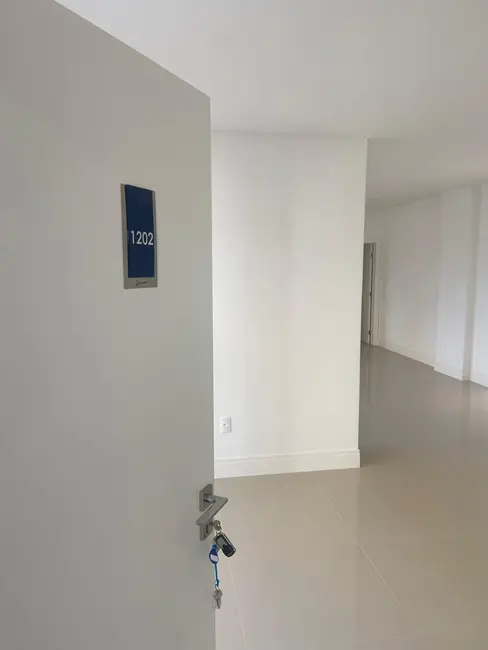 Apartamento com 3 quartos à venda, 130m2 em Meia Praia, Itapema - SC - imagem 5 Foto 5 de Apartamento com 3 quartos à venda, 130m2 em Meia Praia, Itapema - SC