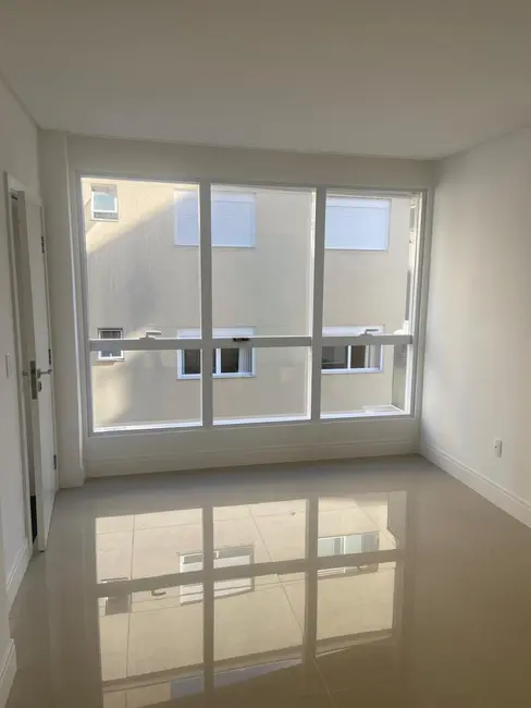 Apartamento com 3 quartos à venda, 130m2 em Meia Praia, Itapema - SC - imagem 8 Foto 8 de Apartamento com 3 quartos à venda, 130m2 em Meia Praia, Itapema - SC